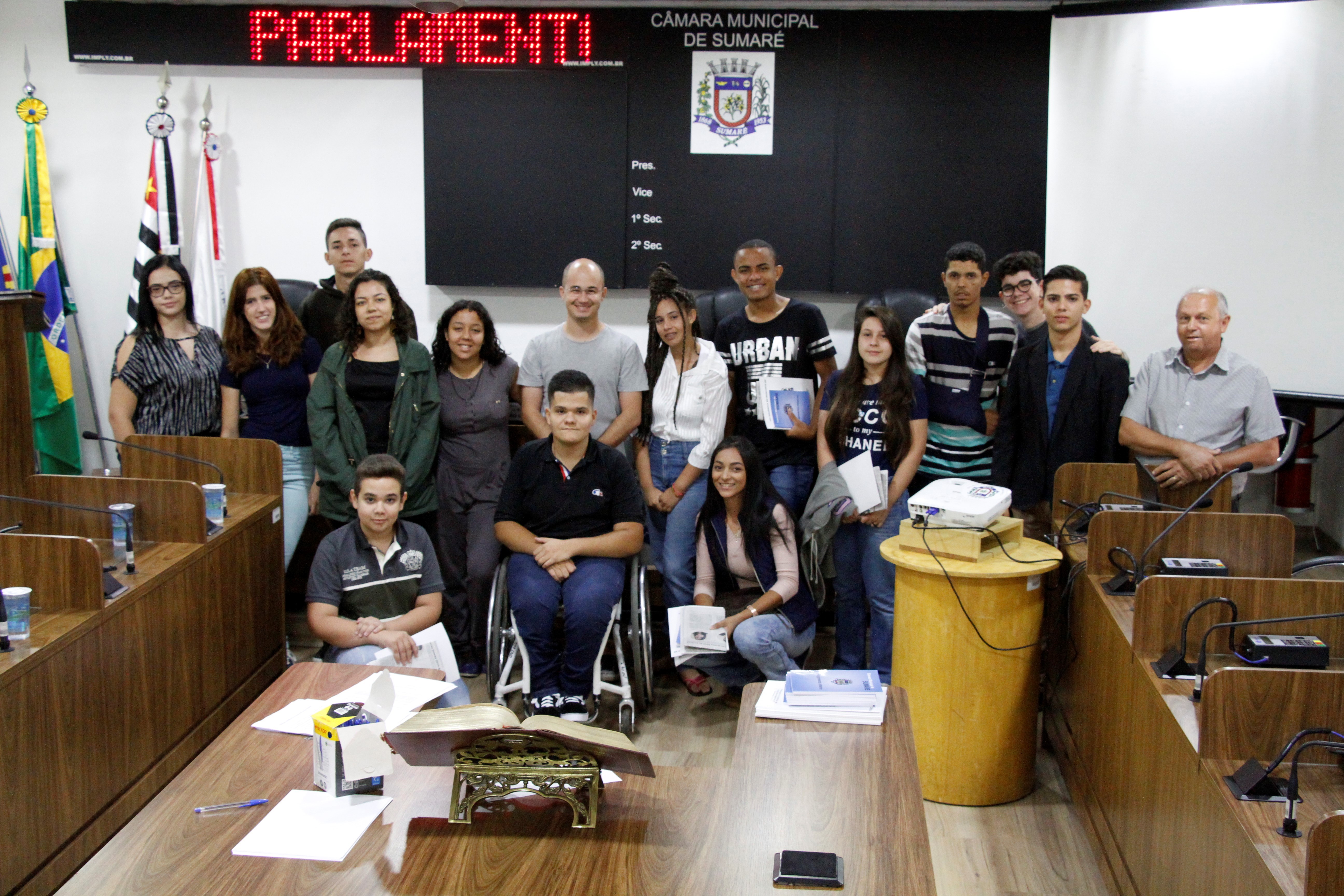 Câmara realiza sessão solene para posse do Parlamento Jovem 2019